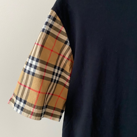 Burberry black check sleeve t-shirt - Picture 3 of 3